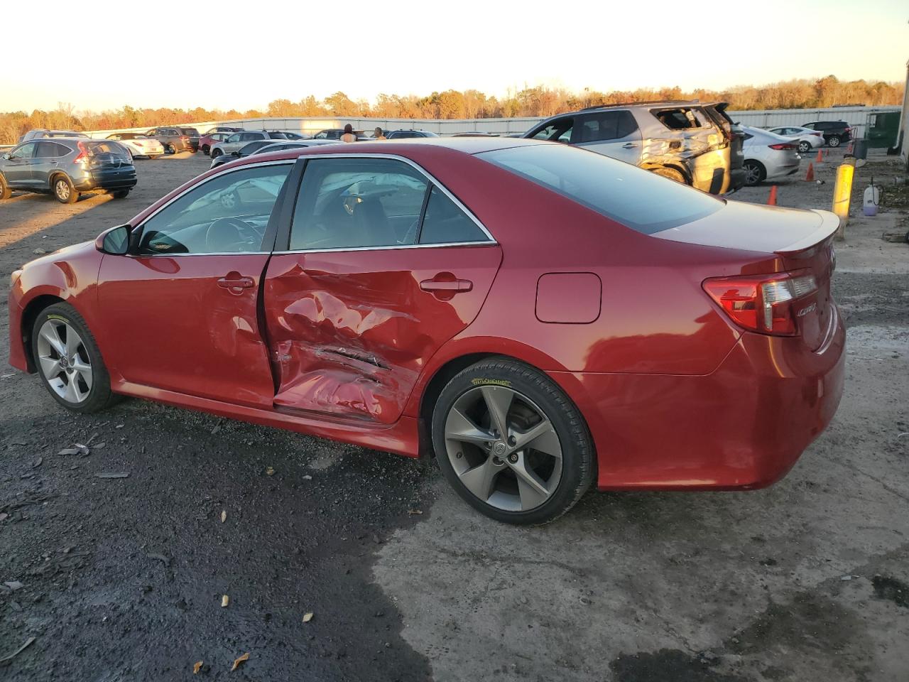 2014 Toyota Camry - Image 2