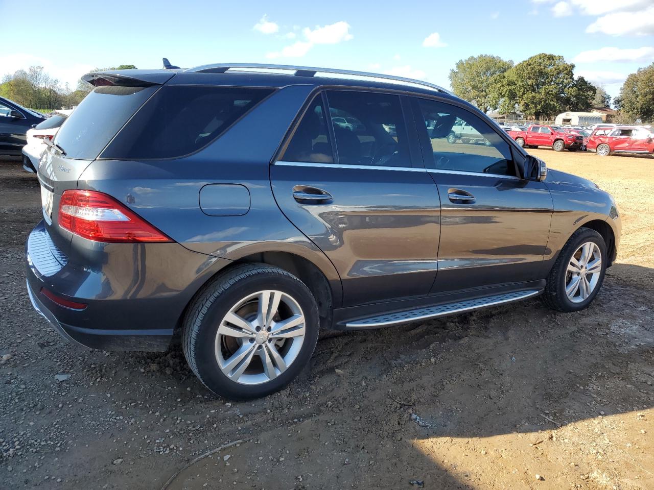 VIN 4JGDA5HB0EA376051 2014 MERCEDES-BENZ M-CLASS no.3