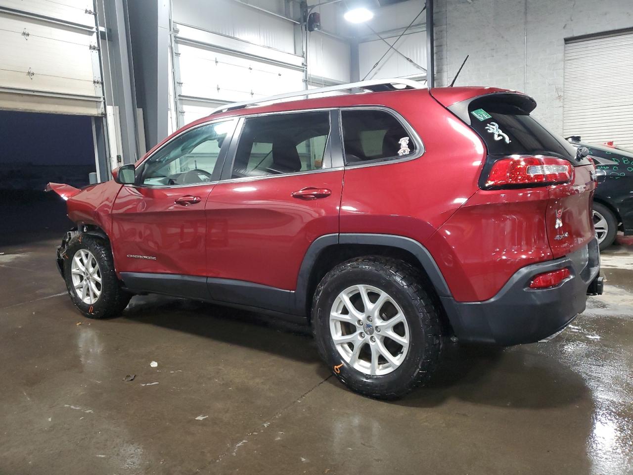 2015 Jeep Grand Cherokee - Image 2