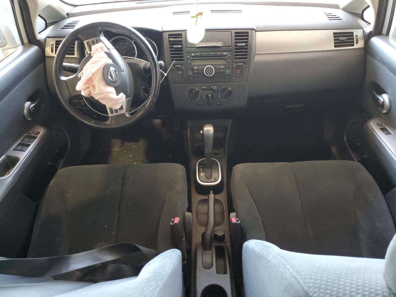 2012 Nissan Versa - Image 8