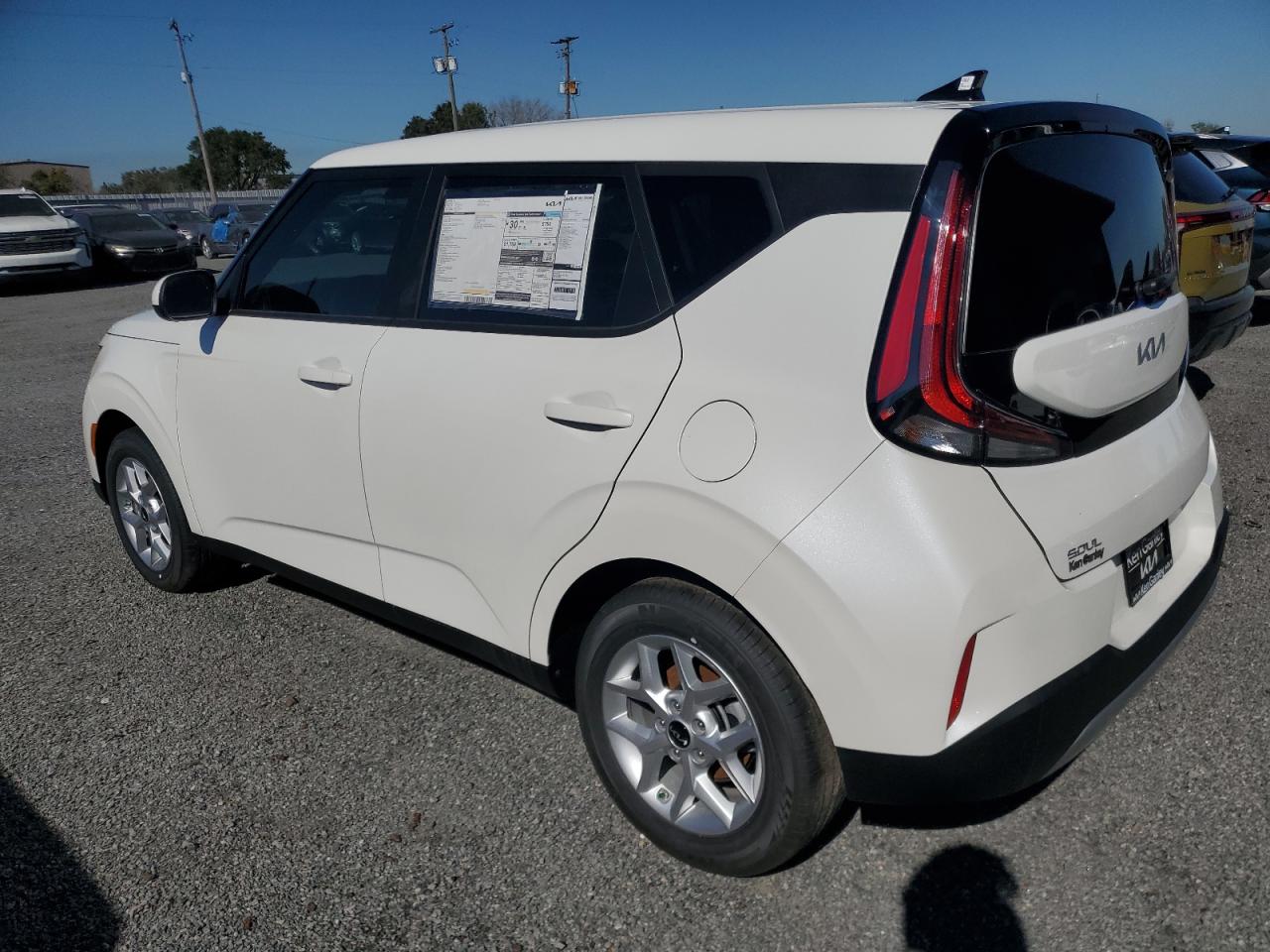 VIN KNDJ23AU3S7926761 2025 KIA SOUL no.2