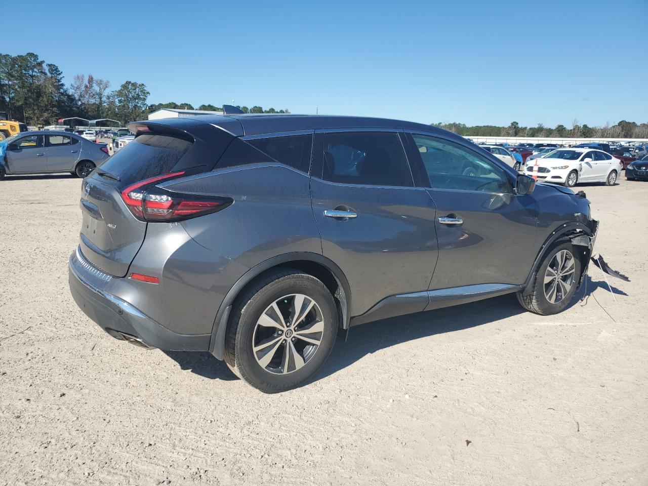 2021 Nissan Murano - Image 3