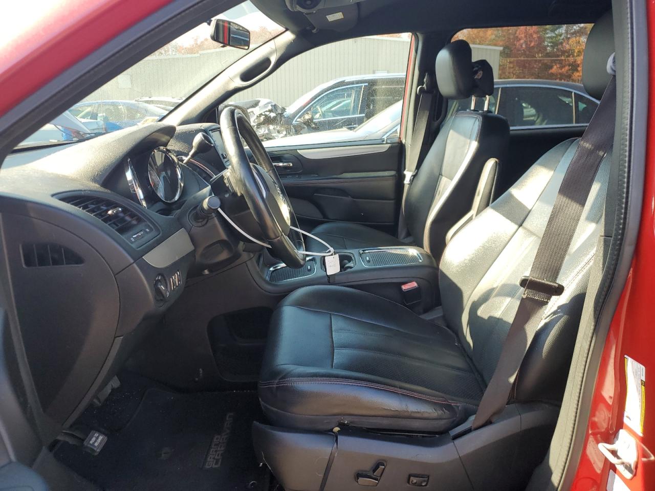 2016 Dodge Caravan - Image 7