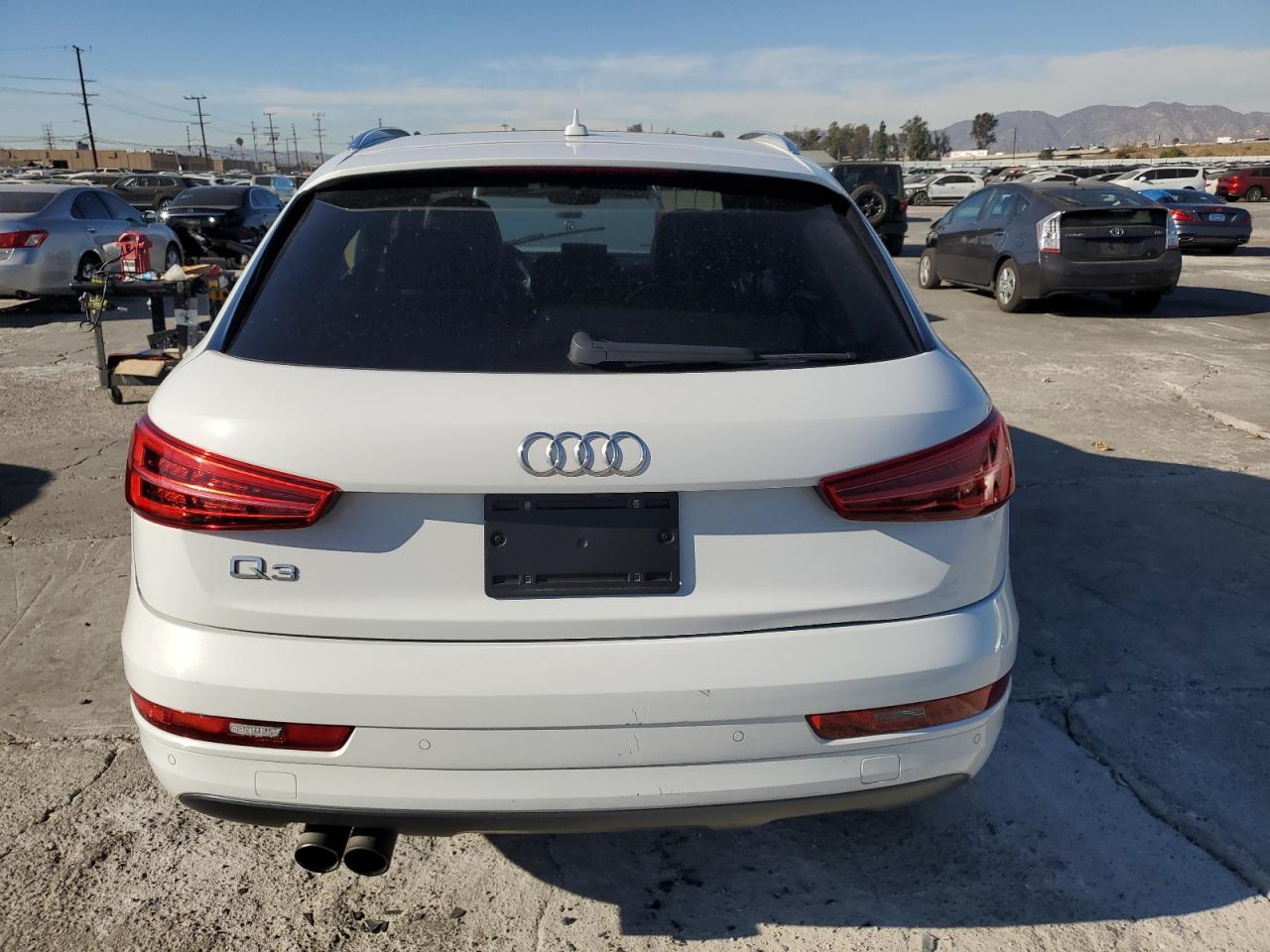 2017 Audi Q3 Premium Plus VIN: WA1HCCFS1HR009196 Lot: 82321674