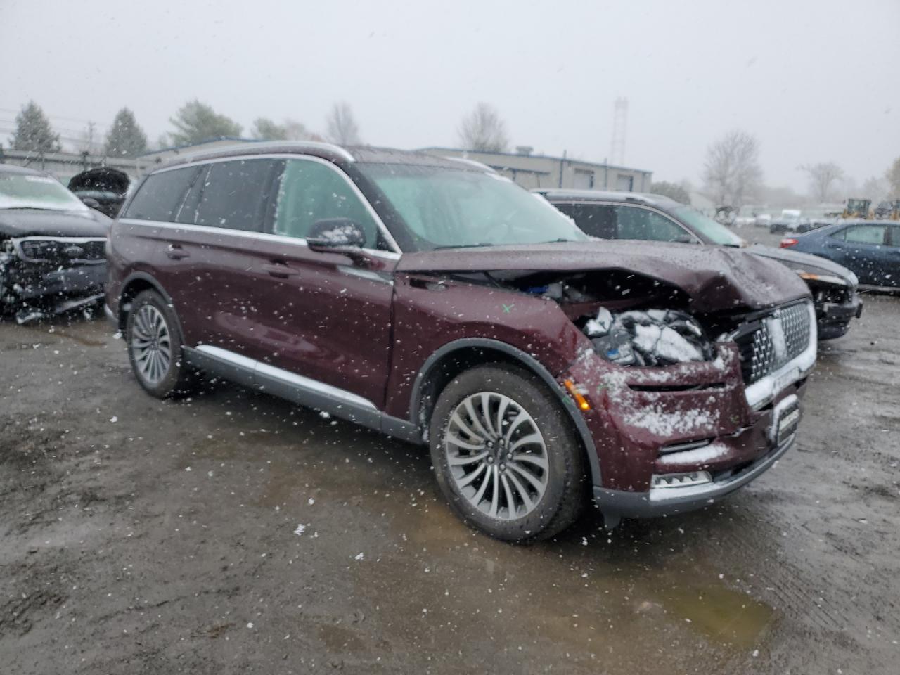 2020 Lincoln Aviator - Image 4
