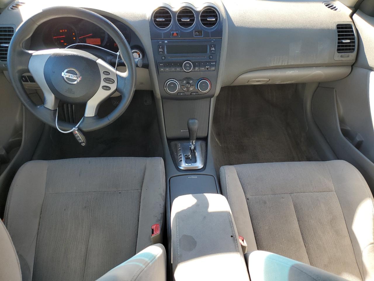 2012 Nissan Altima - Image 8