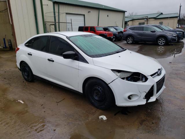  FORD FOCUS 2012 Белый