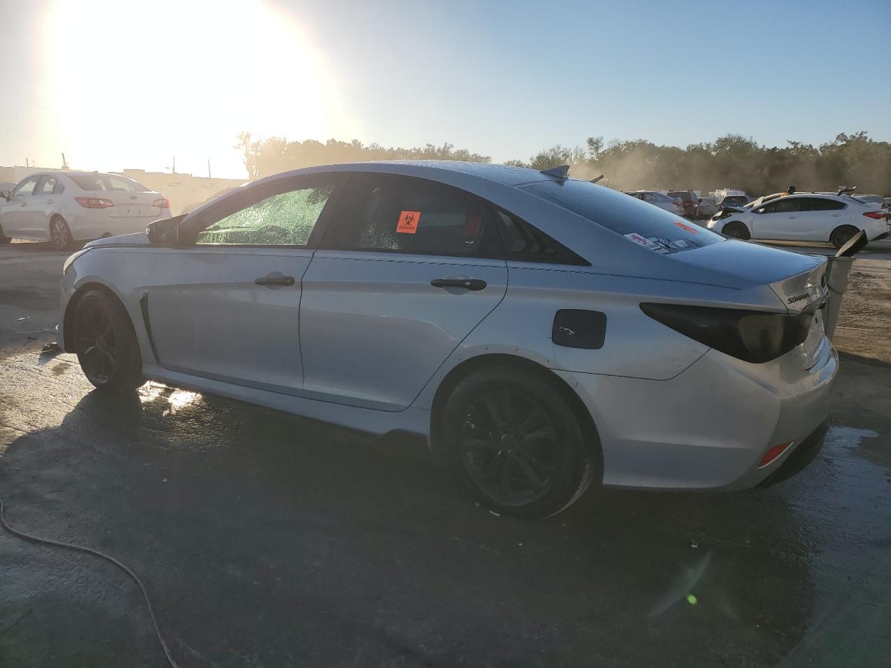 2014 Hyundai Sonata - Image 2