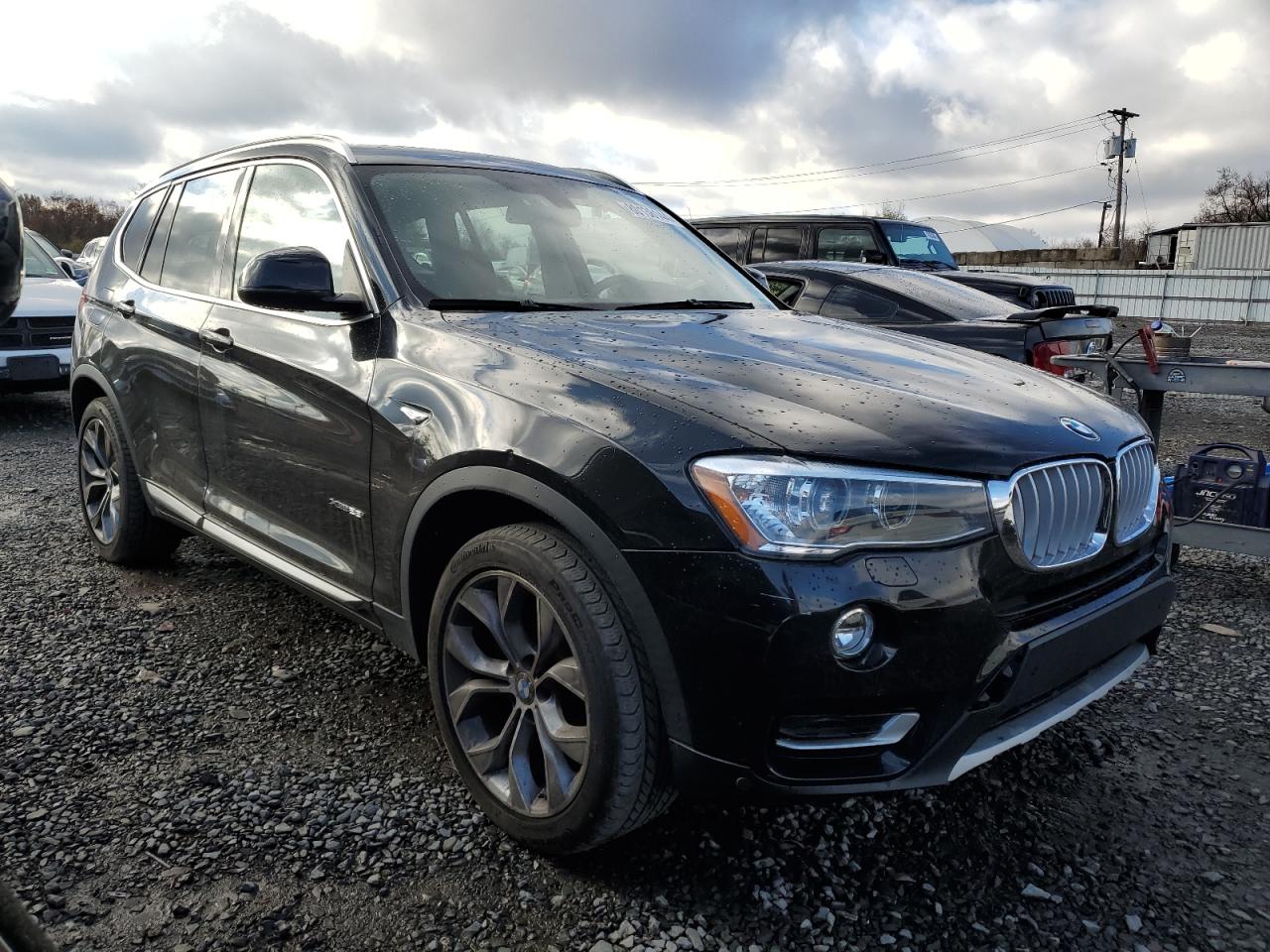 VIN 5UXWX9C51F0D54413 2015 BMW X3 no.4