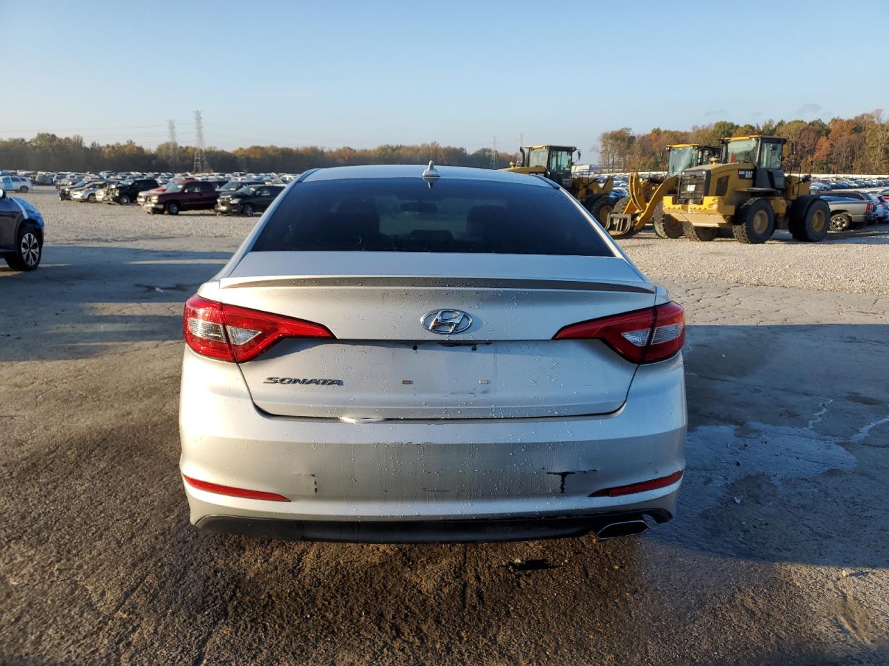 2015 Hyundai Sonata - Image 6