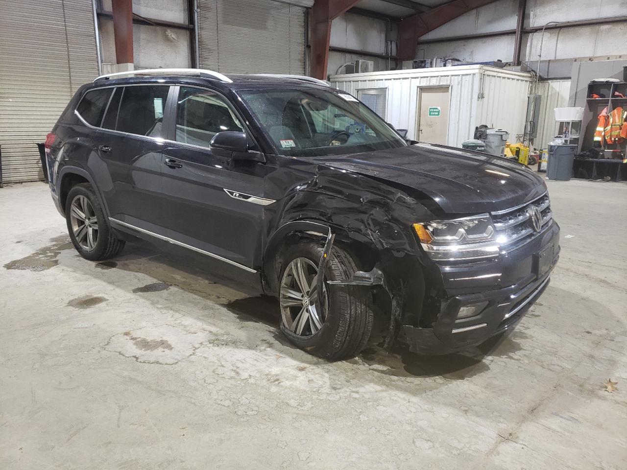 2019 Volkswagen Atlas - Image 4