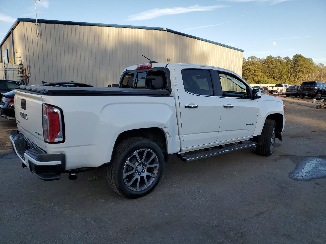 2019 GMC Canyon - Image 3