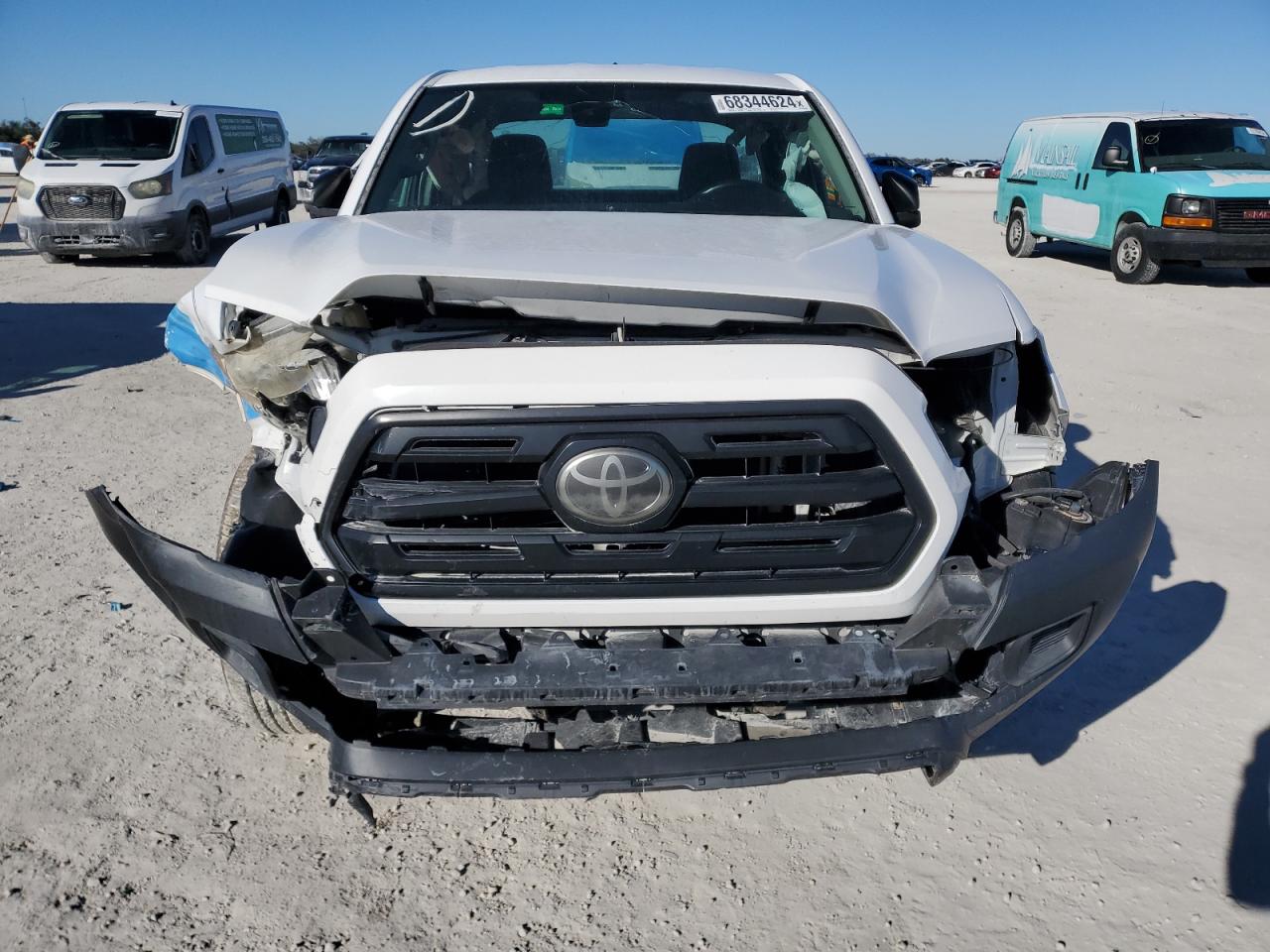 VIN 5TFRX5GN9JX123726 2018 TOYOTA TACOMA no.5