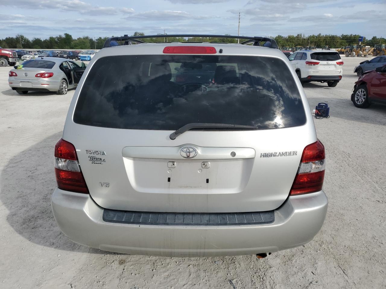 2005 Toyota Highlander Limited VIN: JTEGP21A750062530 Lot: 81576404