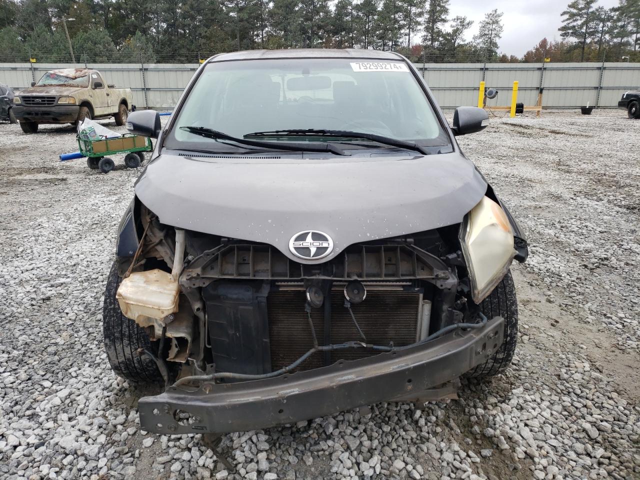 2010 Scion xD - Image 5