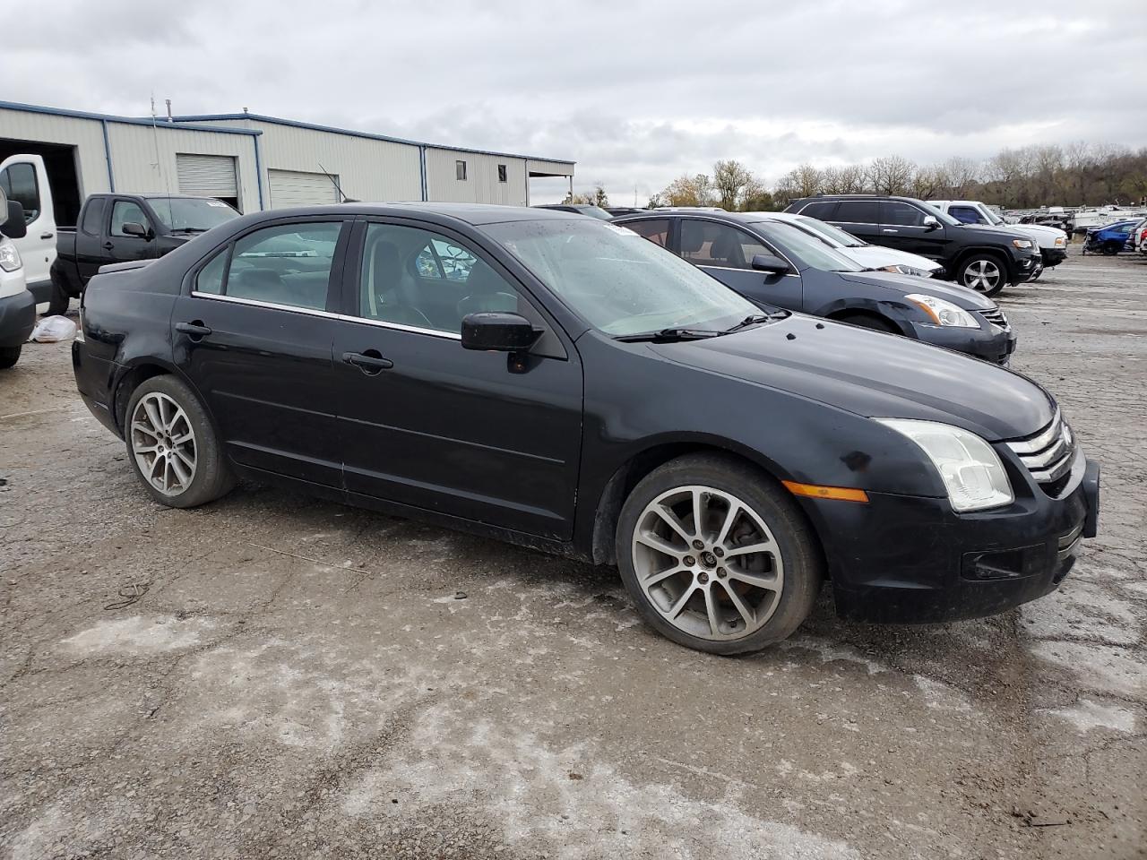 2009 Ford Fusion - Image 4