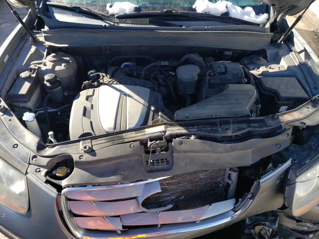 2011 Hyundai Santa Fe - Image 12