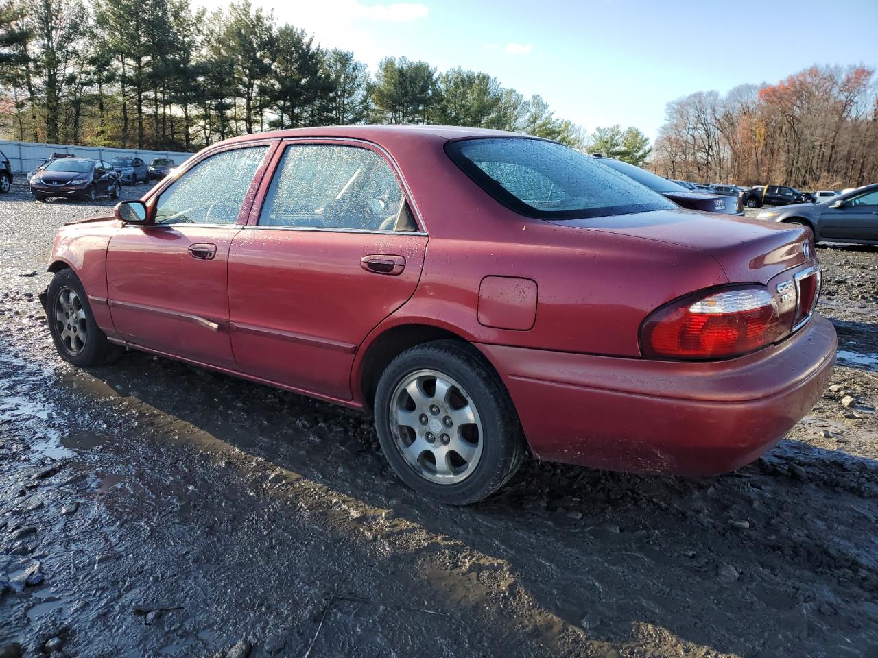 2000 Mazda 626 - Image 2