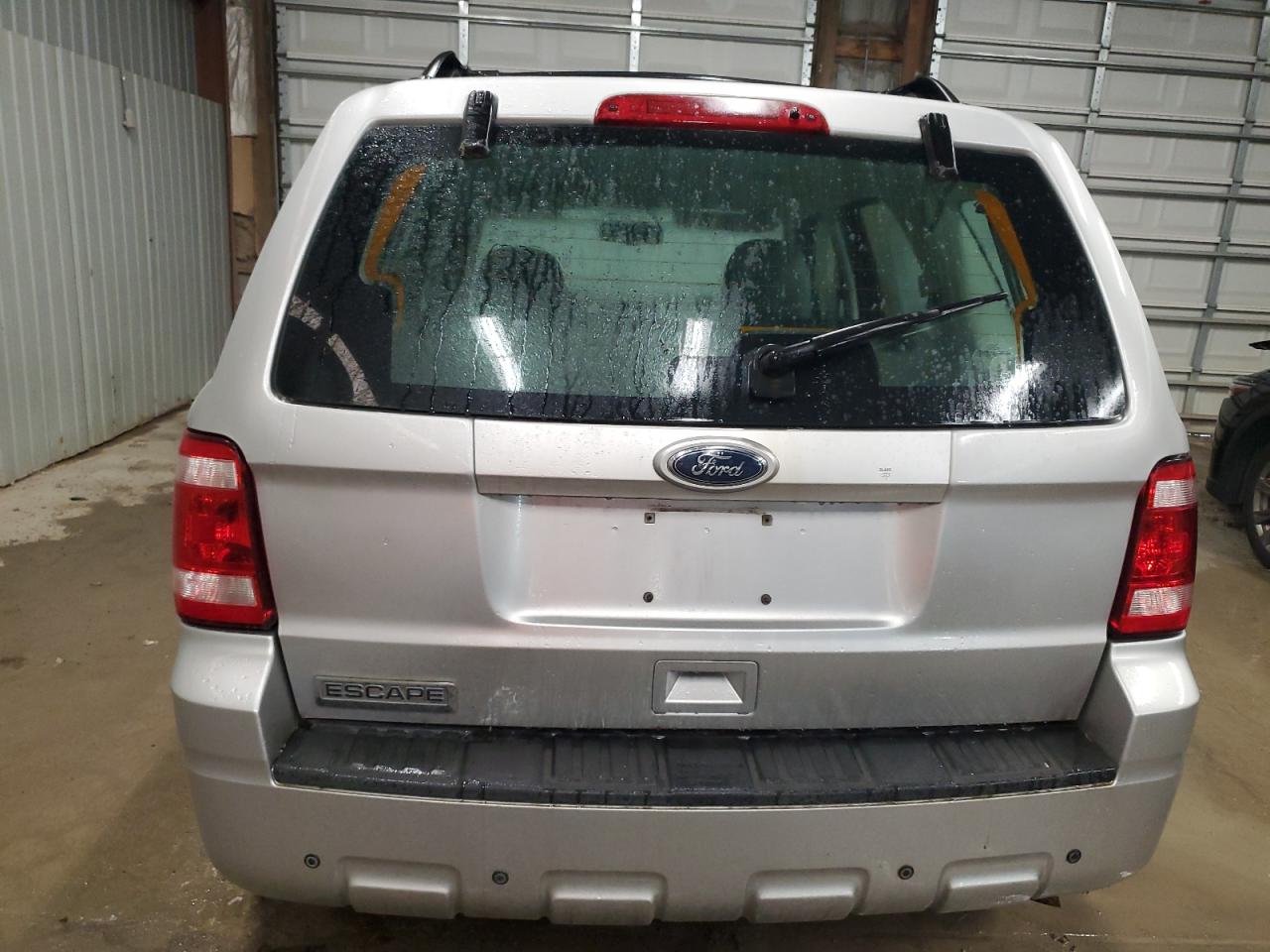 2010 Ford Escape Xls VIN: 1FMCU9C77AKB60621 Lot: 81576874