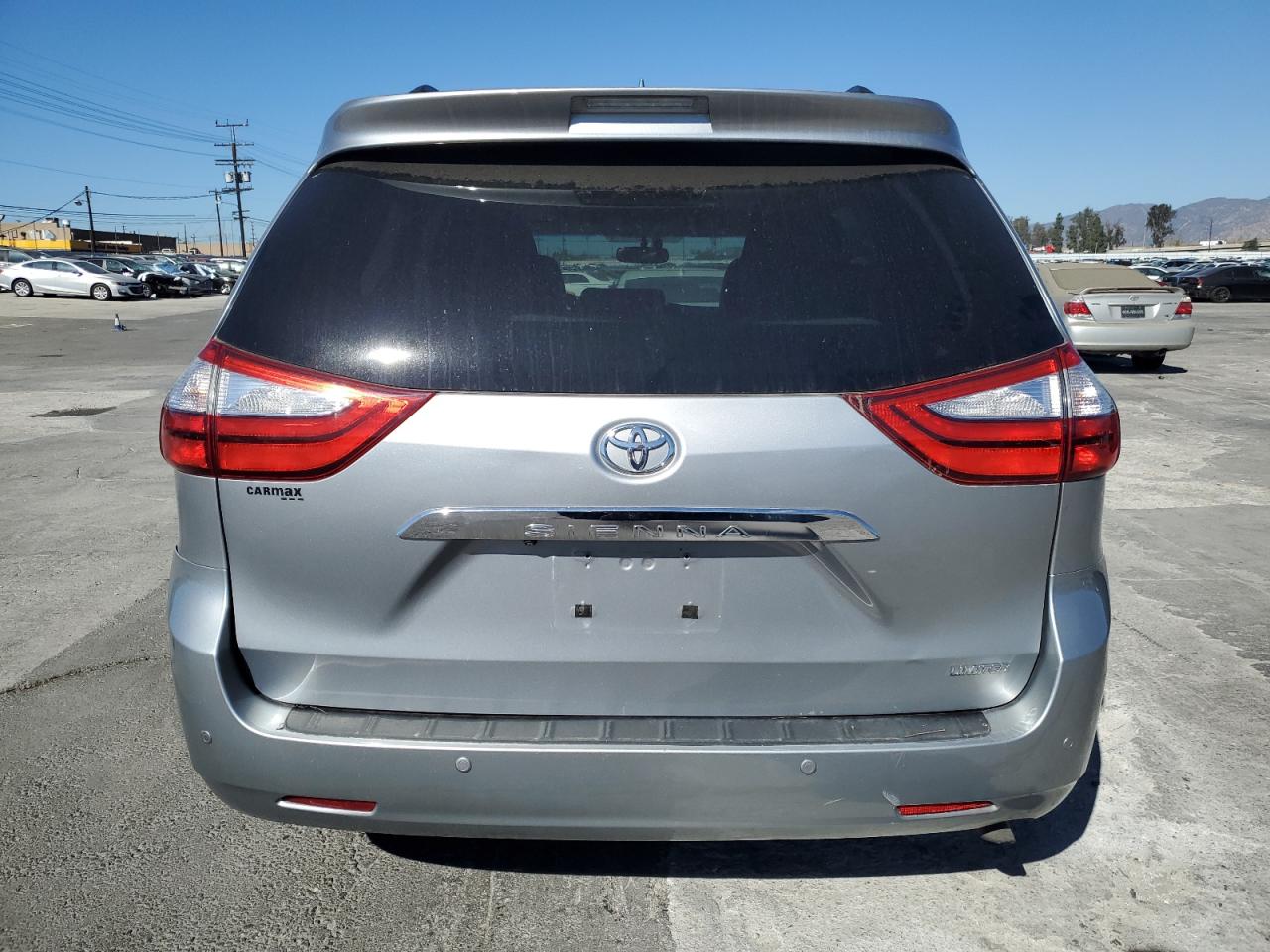 2015 Toyota Sienna Xle VIN: 5TDYK3DC3FS588307 Lot: 79935484