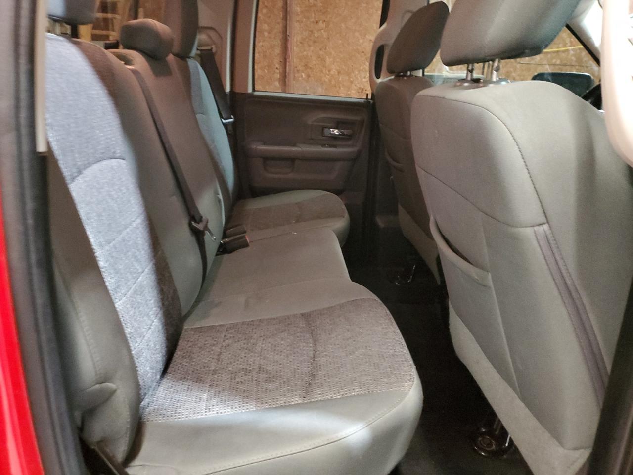 2016 RAM 1500 - Image 10
