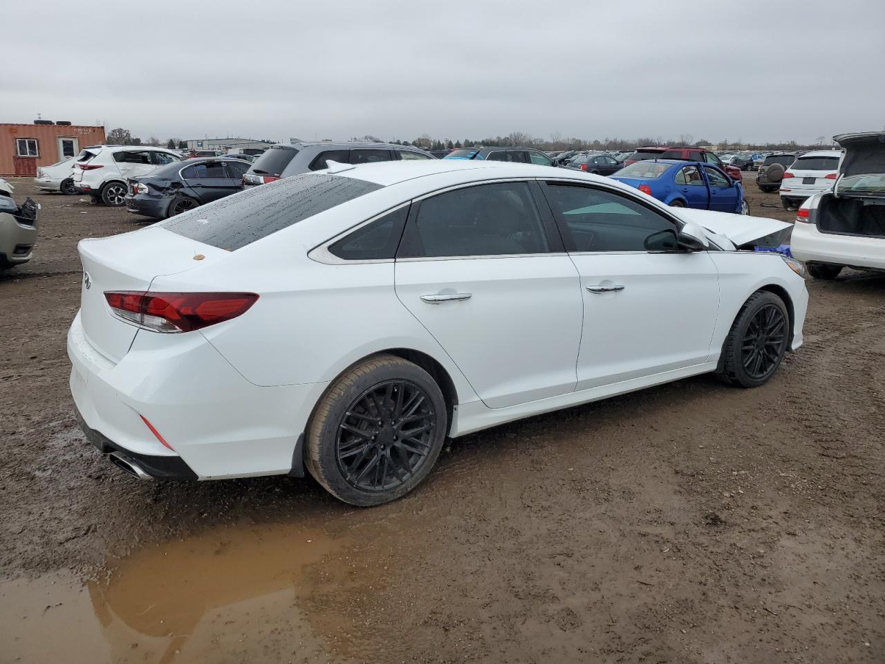 2018 Hyundai Sonata - Image 3