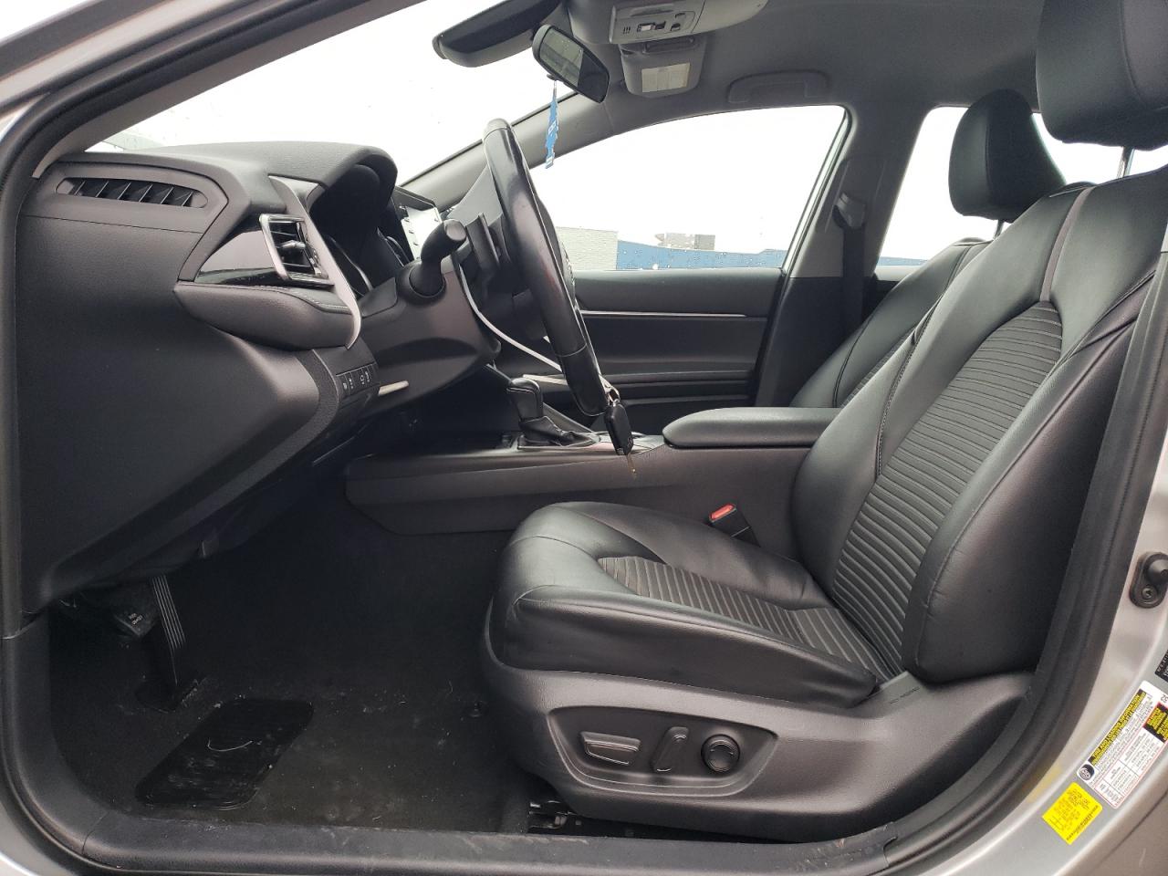 2021 Toyota Camry - Image 7