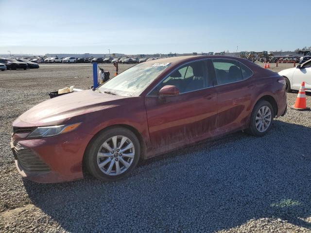  TOYOTA CAMRY 2018 Красный