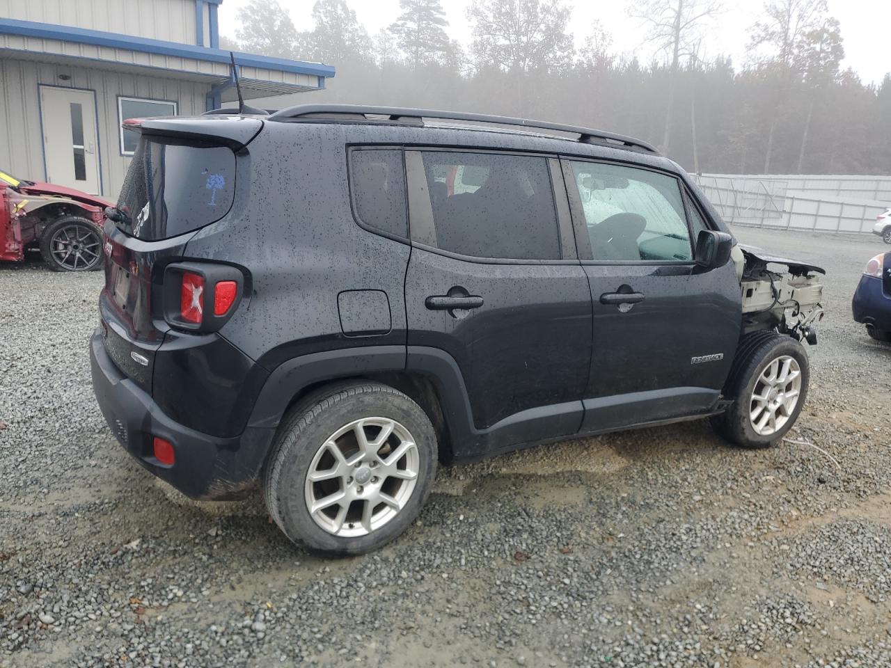 VIN ZACNJABB8KPK86679 2019 JEEP RENEGADE no.3