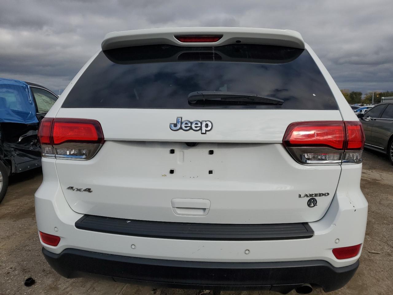 2020 Jeep Grand Cherokee - Image 6