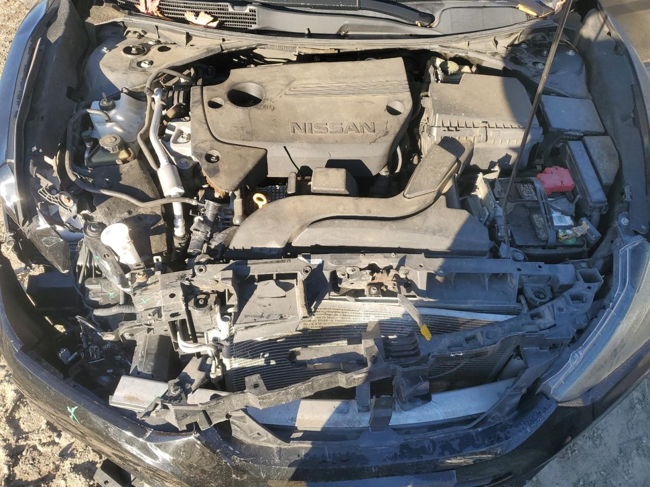 2016 Nissan Altima - Image 11