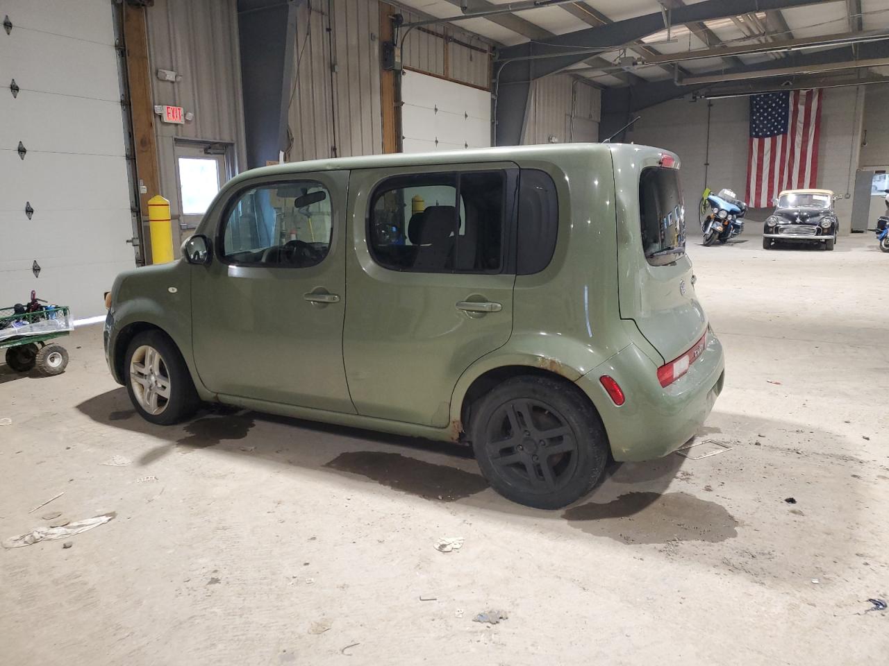 2009 Nissan Cube - Image 2
