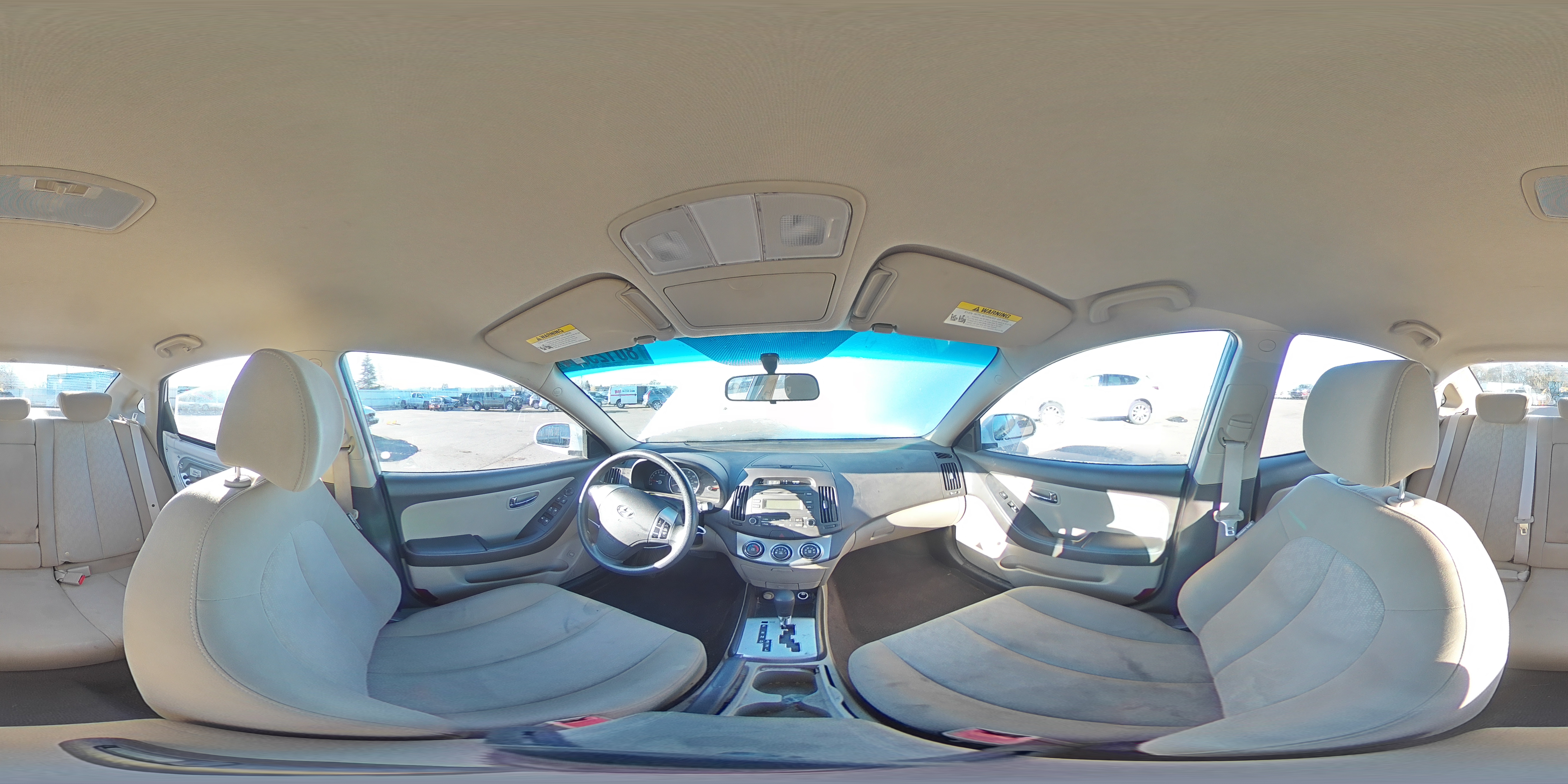 2010 Hyundai Elantra - Image 13