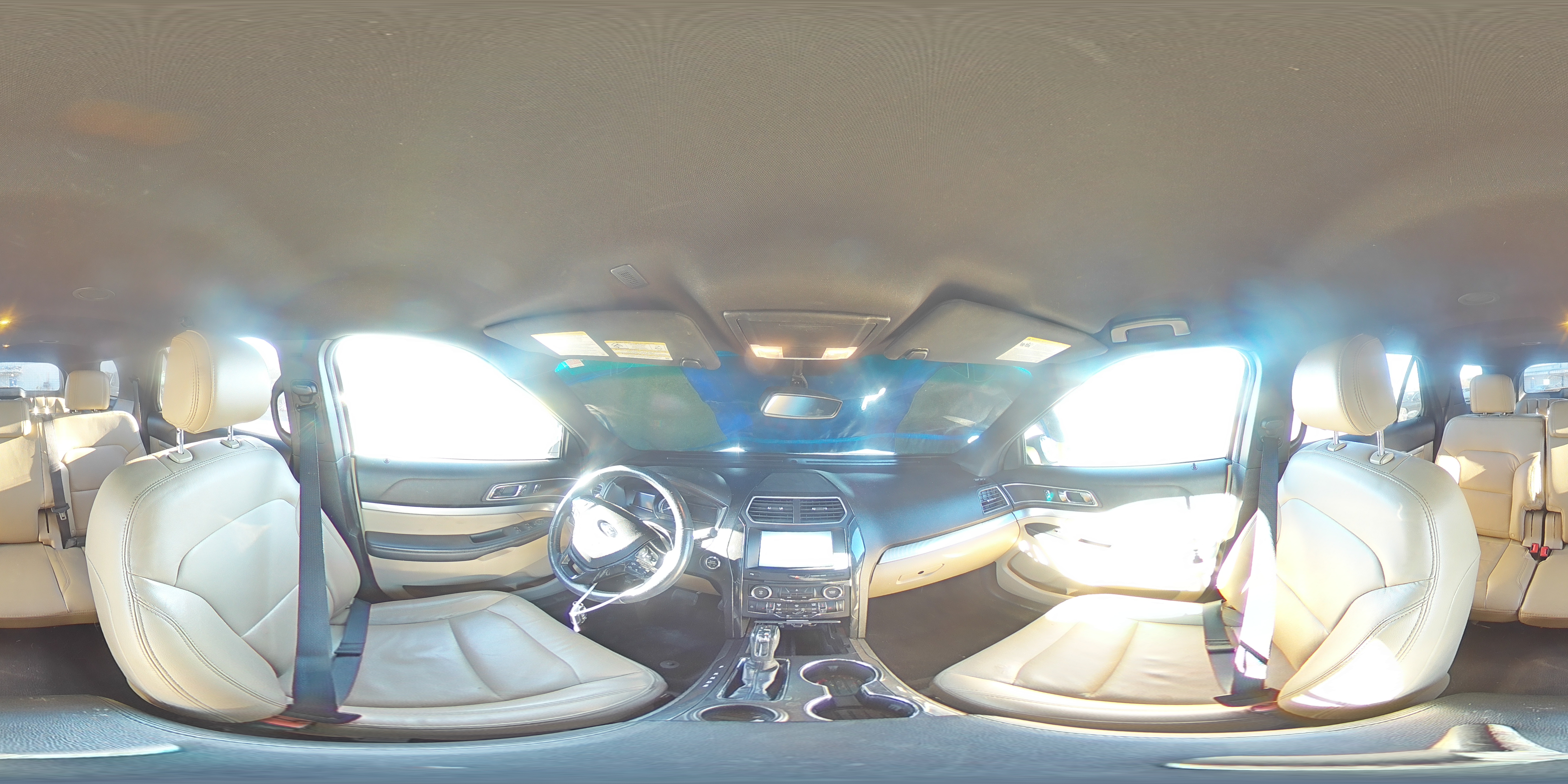 2016 Ford Explorer - Image 16
