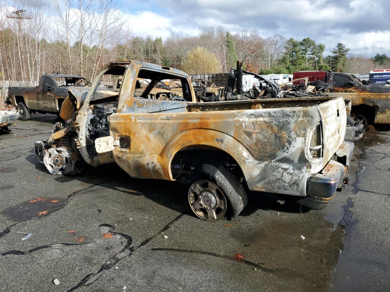 2015 Ford F350 - Image 3