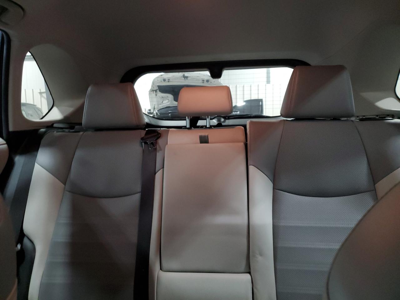 2021 Toyota RAV 4 - Image 10
