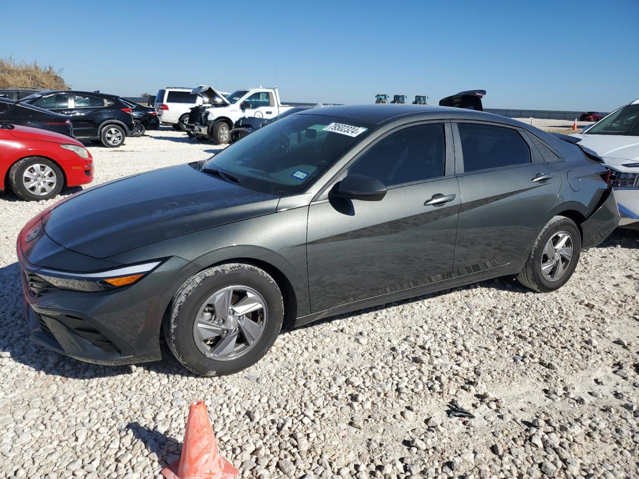 2024 Hyundai Elantra - Image 1