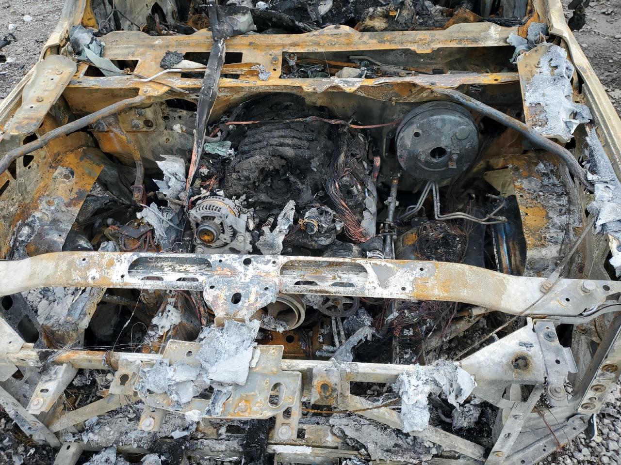 2017 Chevrolet Suburban K1500 Premier VIN: 1GNSKJKC8HR213650 Lot: 44600675