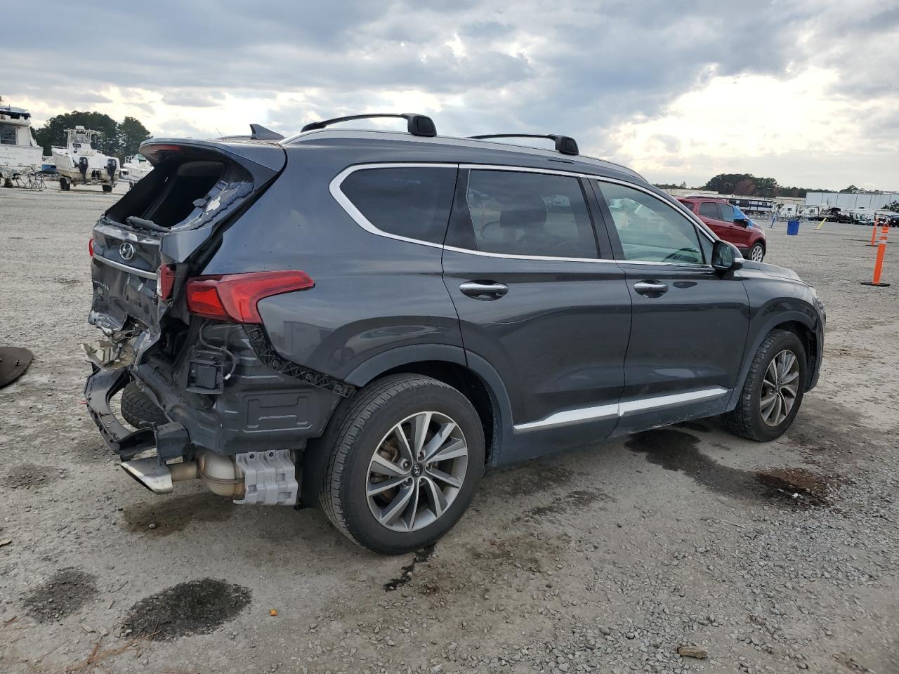 2020 Hyundai Santa Fe - Image 3