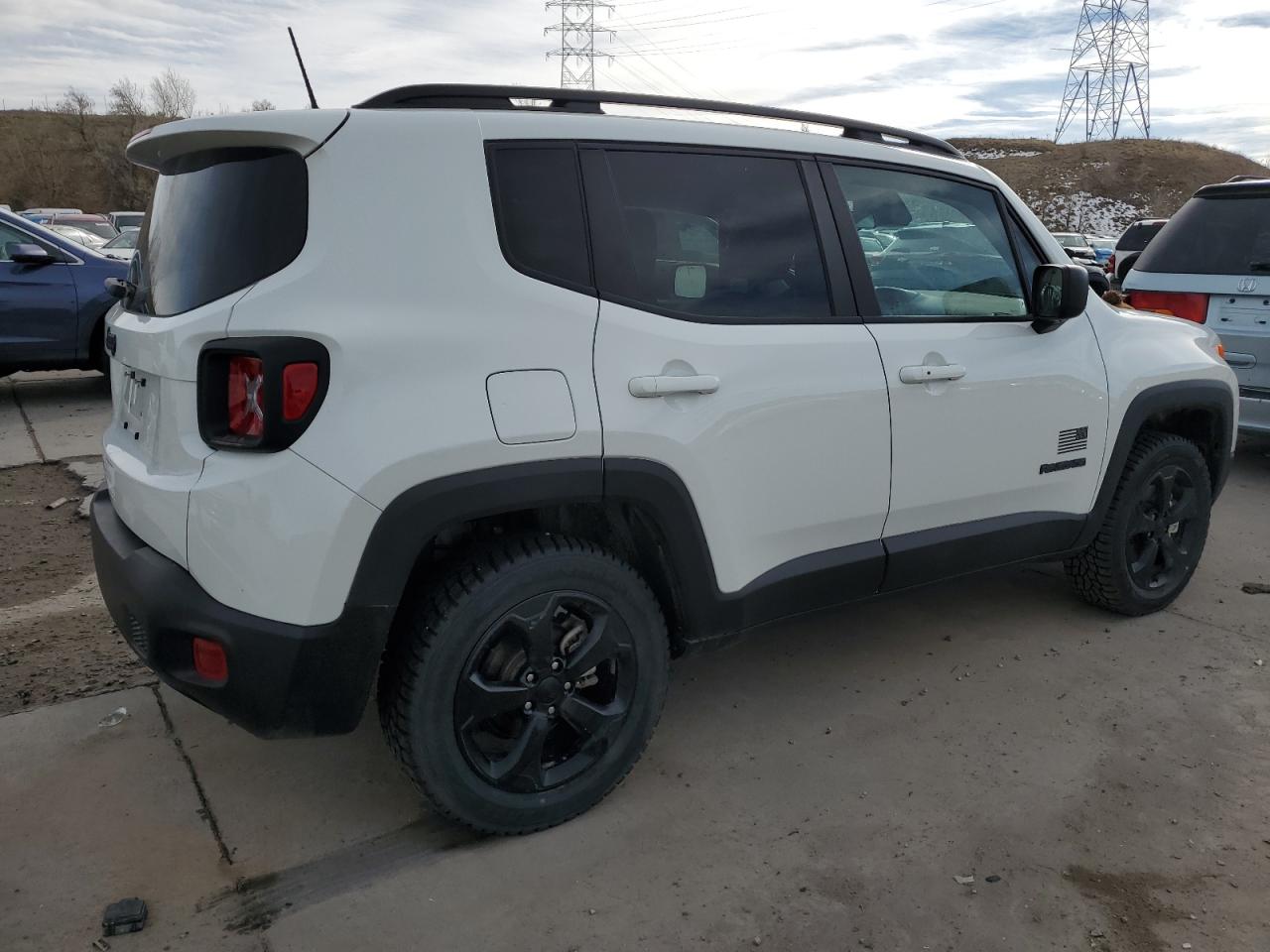 VIN ZACNJDAB8MPN08238 2021 JEEP RENEGADE no.3