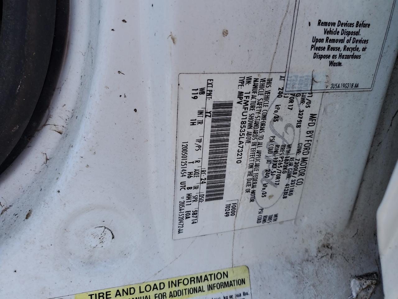 2005 Ford Expedition - Image 13