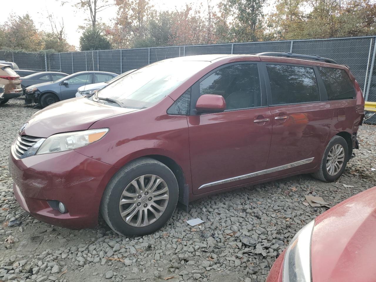 VIN 5TDYK3DCXES449273 2014 TOYOTA All Models no.1