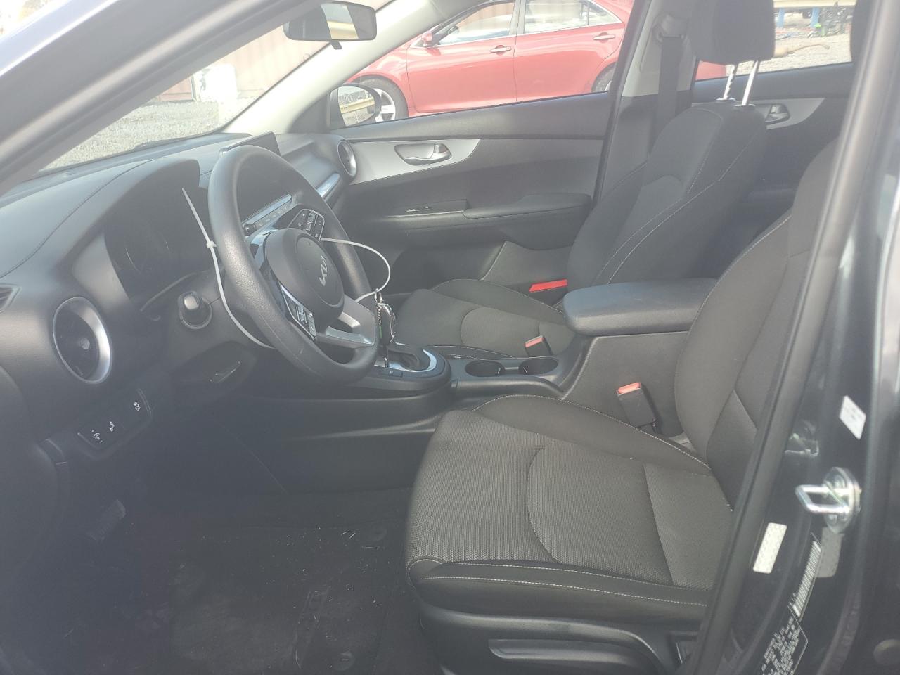 2024 Kia Forte - Image 7
