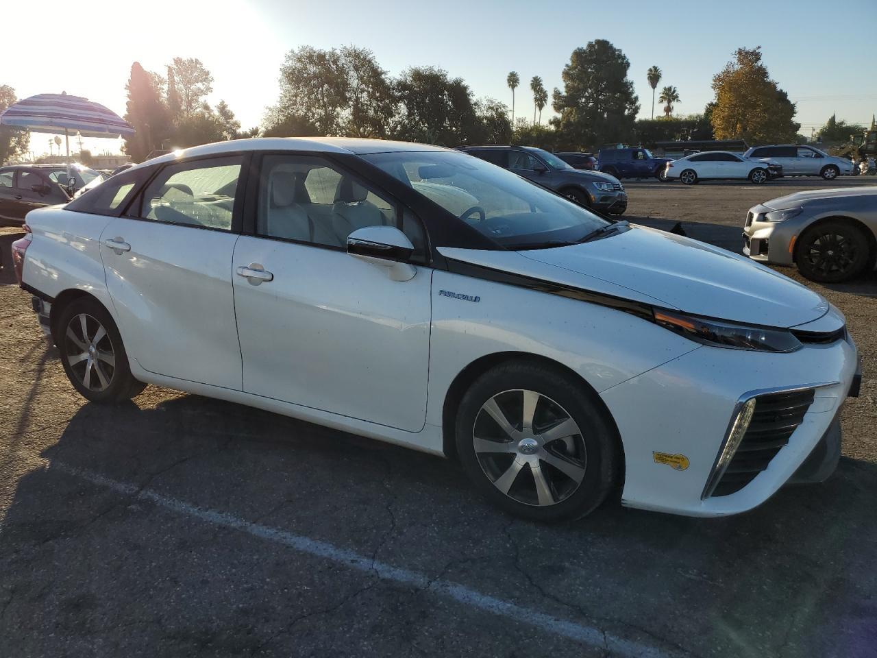 VIN JTDBVRBD7KA006230 2019 TOYOTA MIRAI no.4