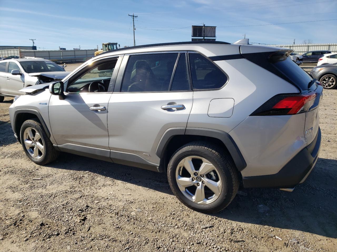 2019 Toyota RAV 4 - Image 2
