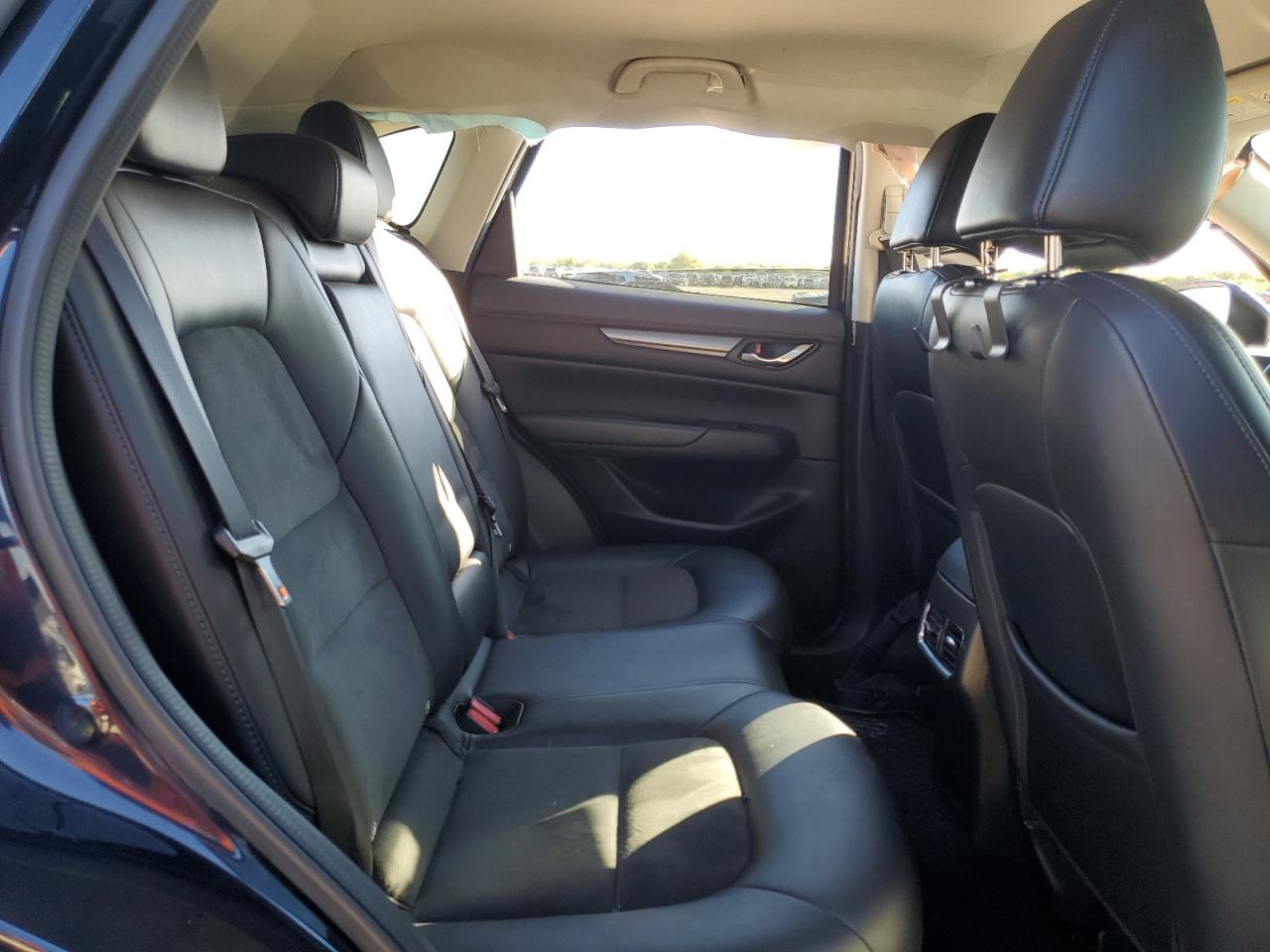 2018 Mazda CX-5 - Image 11