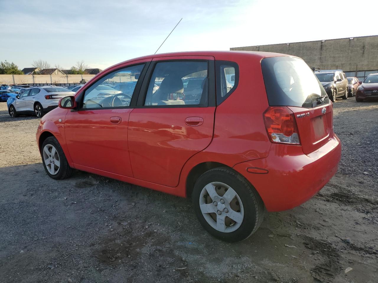 2005 Chevrolet Aveo - Image 2