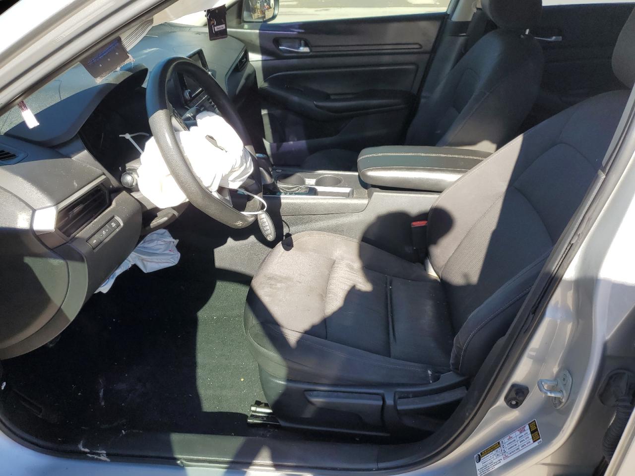 2021 Nissan Altima - Image 7