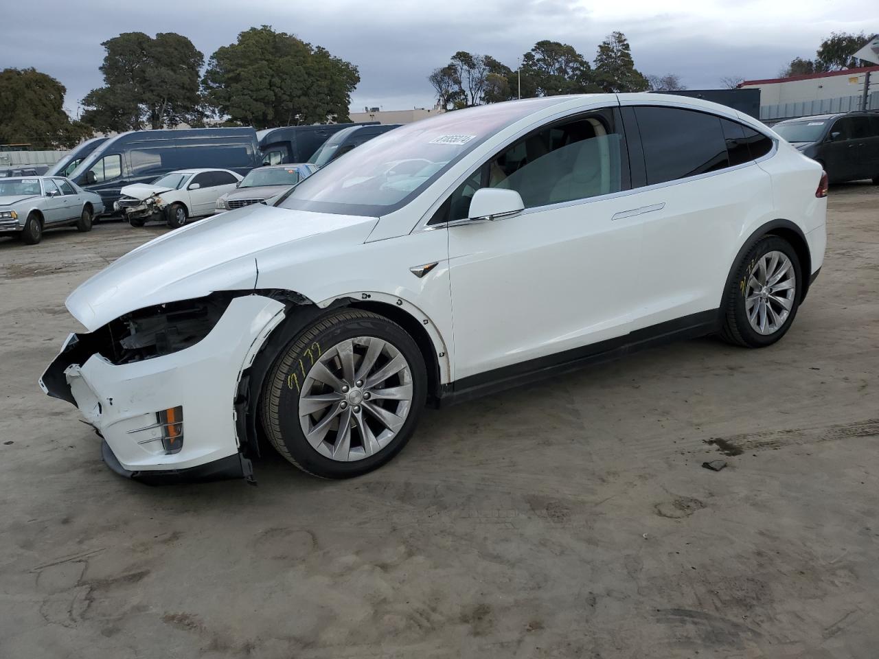 5YJXCBE24JF091028 2018 TESLA MODEL X - Image 1