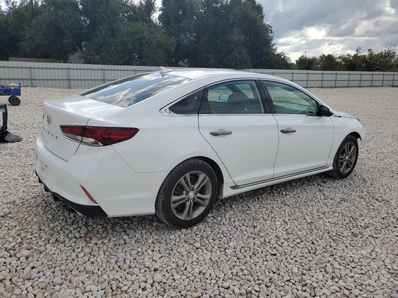 2019 Hyundai Sonata - Image 3